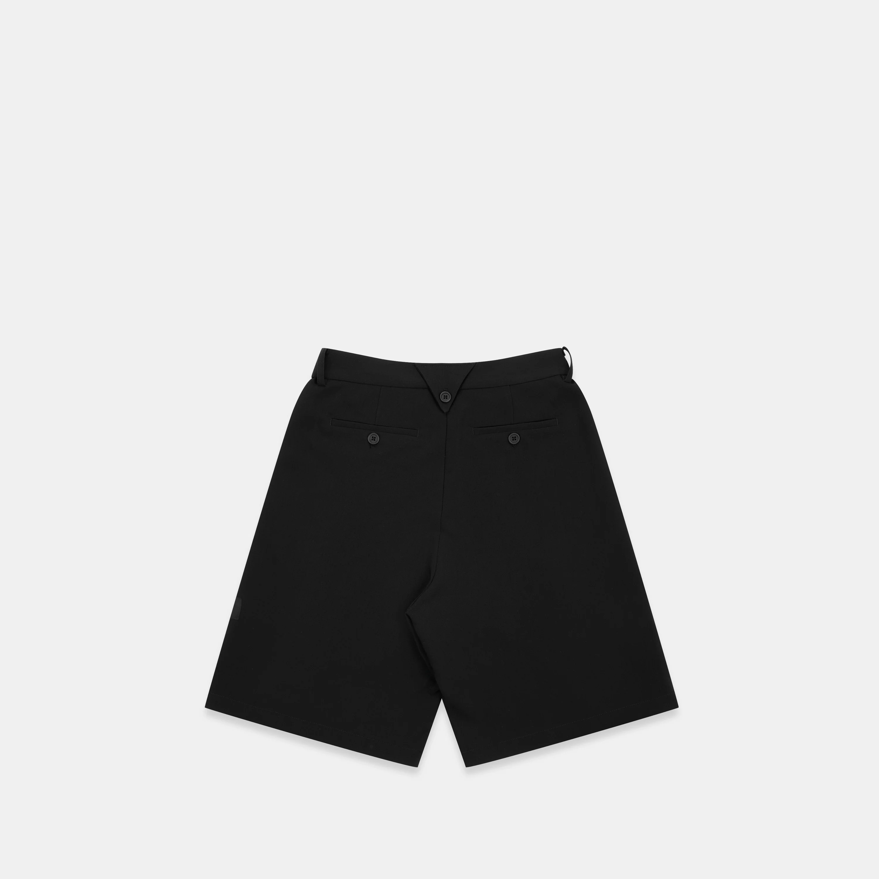 Boat / Essentials Pleated Shorts - Black - Image 9
